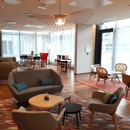 By Marriott Toulouse-blagnac מלון בלנאק