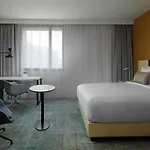 Hotel By Marriott Toulouse-blagnac