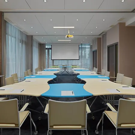 Отель By Marriott Toulouse-blagnac Бланьяк