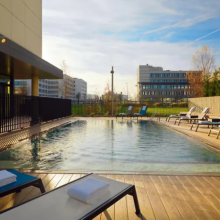 Отель By Marriott Toulouse-blagnac 4*