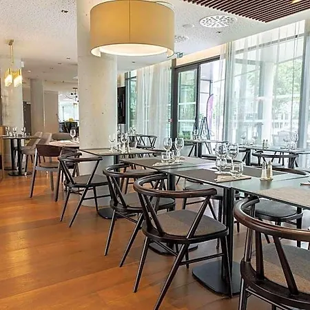 Hotel By Marriott Toulouse-blagnac 4*