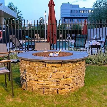 By Marriott Toulouse-blagnac Hotel