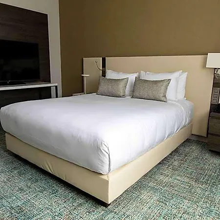 By Marriott Toulouse-blagnac Hotel
