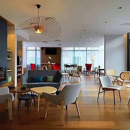 By Marriott Toulouse-blagnac Hotel Blagnac