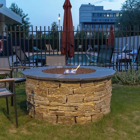 By Marriott Toulouse-blagnac Blagnac