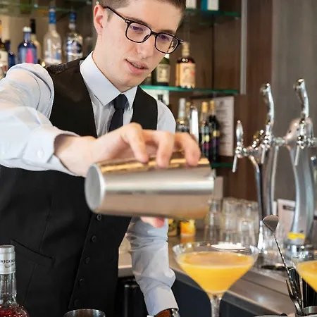 Отель By Marriott Toulouse-blagnac