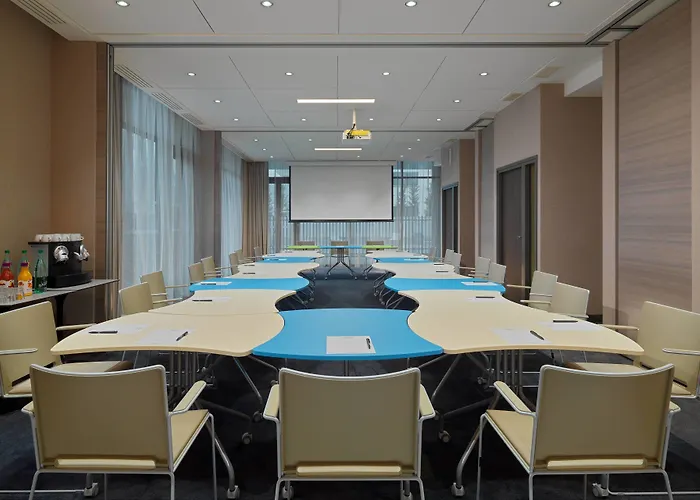 Hotel By Marriott Toulouse-blagnac Blagnac